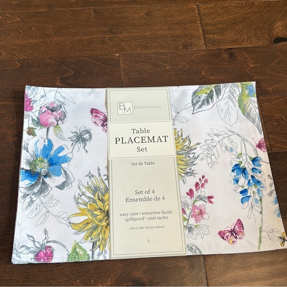 Benson Mills Set of 4 Placemats Floral Butterflies New Foxglove - Picture 1 of 3